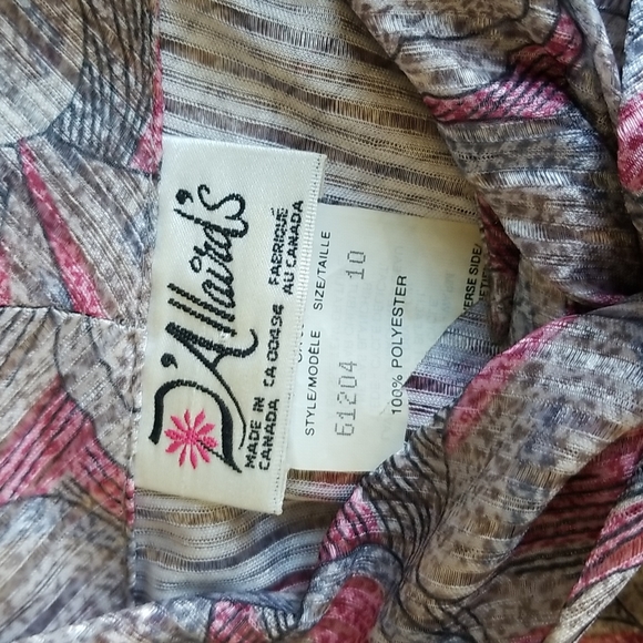 (10) D'Allaird's Made in Canada Vintage Blouse Bow Tie Neck Satin Soft Silky - Picture 3 of 7